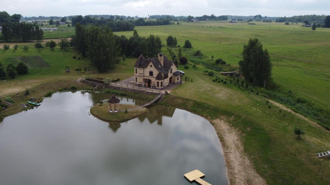 Vesta Villa Dolnaja Luaran gambar