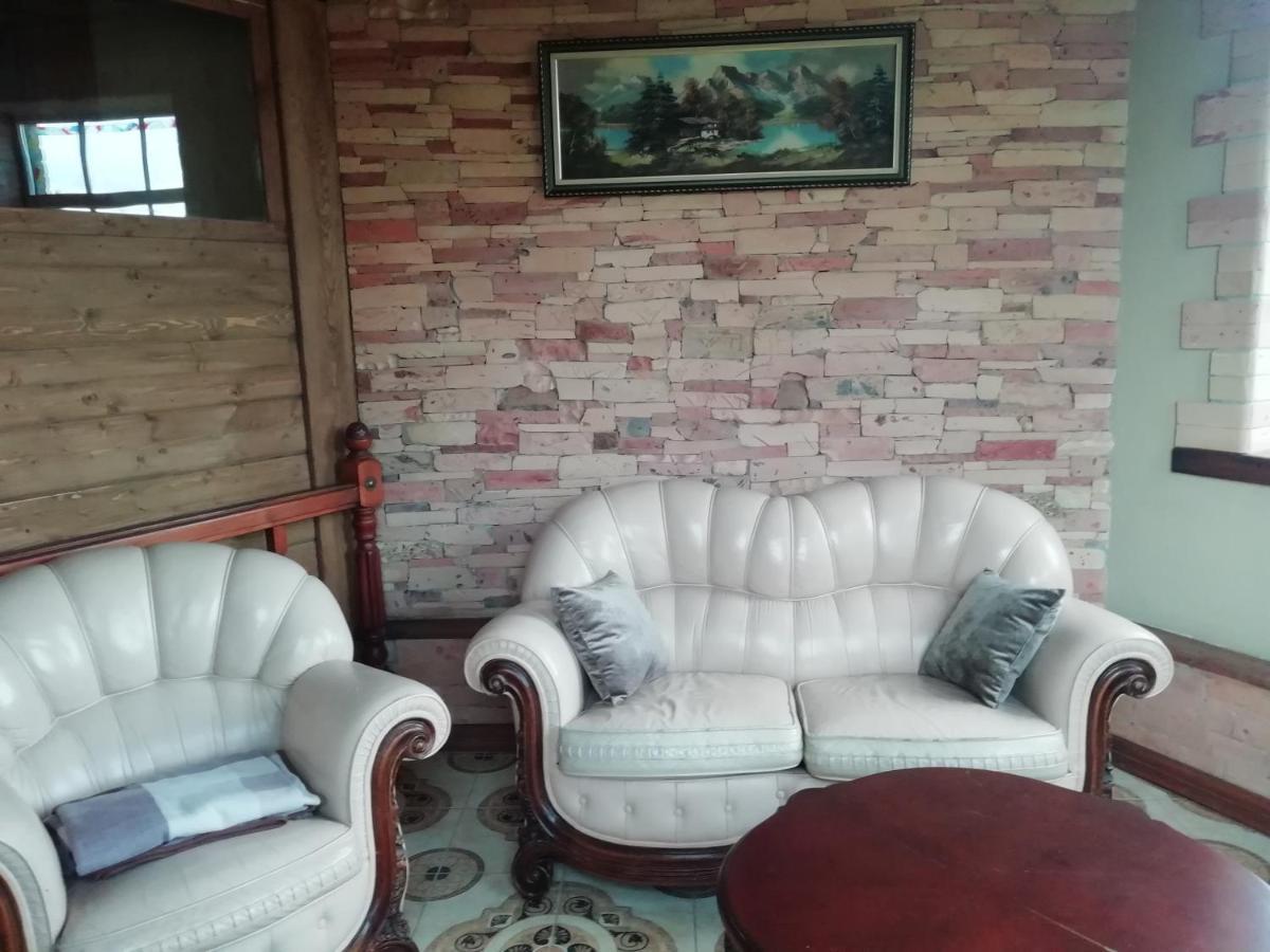 Vesta Villa Dolnaja Luaran gambar